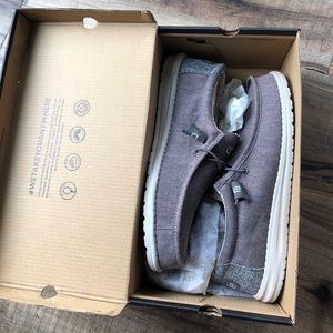 Men's Hey Dude Wally Chambray Shoe - Bruno